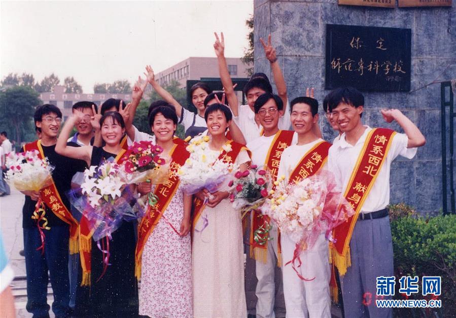 （新華全媒頭條&middot;圖文互動）（1）大漠小城的別樣青春&mdash;&mdash;記內(nèi)地青年學子扎根新疆且末教書育人