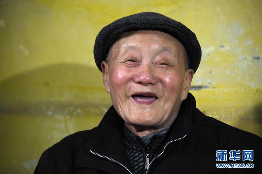 （新華全媒頭條&middot;圖文互動）（1）鍛造領(lǐng)航復(fù)興的中流砥柱&mdash;&mdash;寫在&ldquo;不忘初心、牢記使命&rdquo;主題教育即將啟動之際