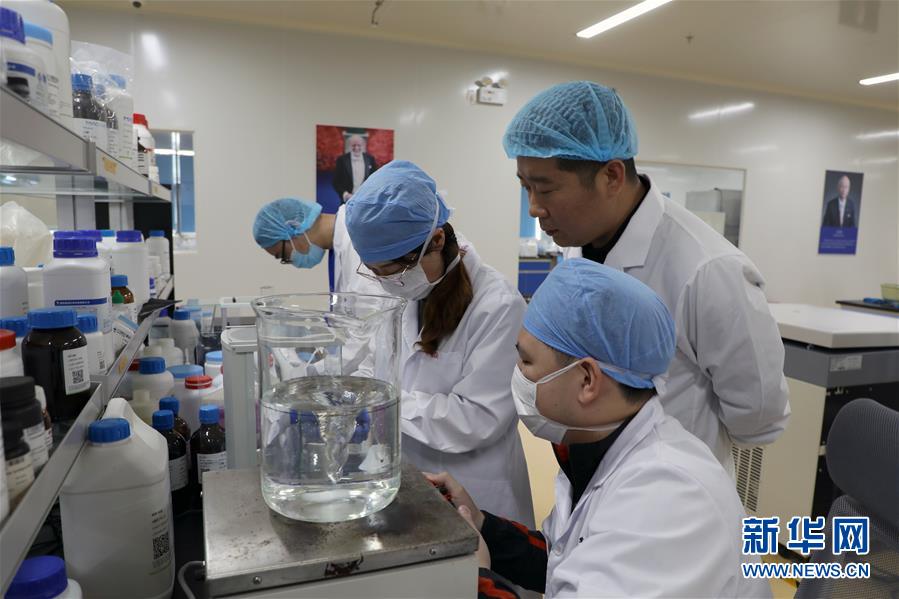 (在習(xí)近平新時(shí)代中國(guó)特色社會(huì)主義思想指引下——新時(shí)代新作為新篇章·圖文互動(dòng))(5)從種地到“種”高科技產(chǎn)業(yè)——“改革村”的新思維