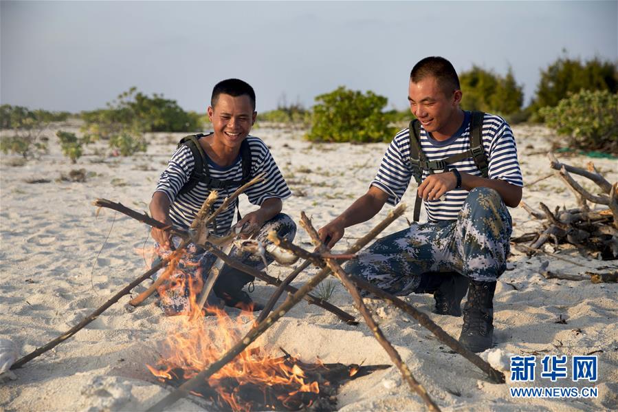 （壯麗70年&middot;奮斗新時代&middot;新華全媒頭條&middot;圖文互動）（10）&ldquo;你在我的航程上，我在你的視線里&rdquo;&mdash;&mdash;走進海軍西沙中建島官兵的五彩世界