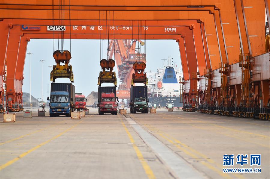 （壯麗70年&middot;奮斗新時(shí)代&mdash;&mdash;共和國發(fā)展成就巡禮&middot;圖文互動(dòng)）（4）壯美廣西70年：走活開放新棋局 勠力共圓復(fù)興夢(mèng)