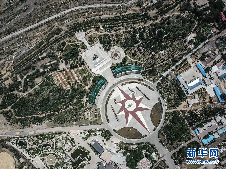 (壯麗70年·奮斗新時(shí)代——共和國(guó)發(fā)展成就巡禮·圖文互動(dòng))(1)共和國(guó)“工業(yè)長(zhǎng)子”遼寧:遼海潮涌逐浪高