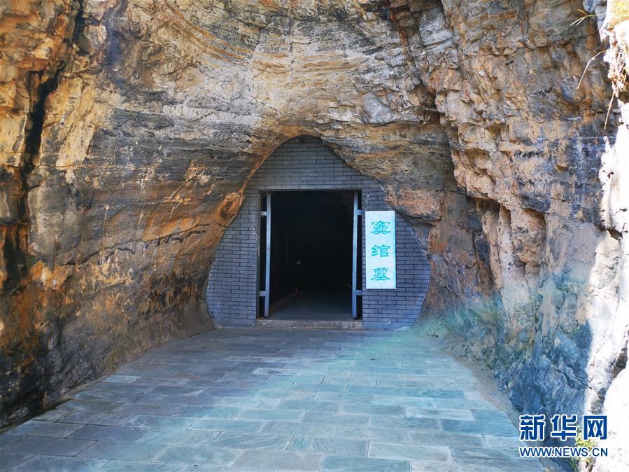 （新華調(diào)查&middot;新中國(guó)考古重大發(fā)現(xiàn)&middot;圖文互動(dòng)）（2）滿城漢墓：點(diǎn)一盞長(zhǎng)信宮燈，看不盡金縷玉衣