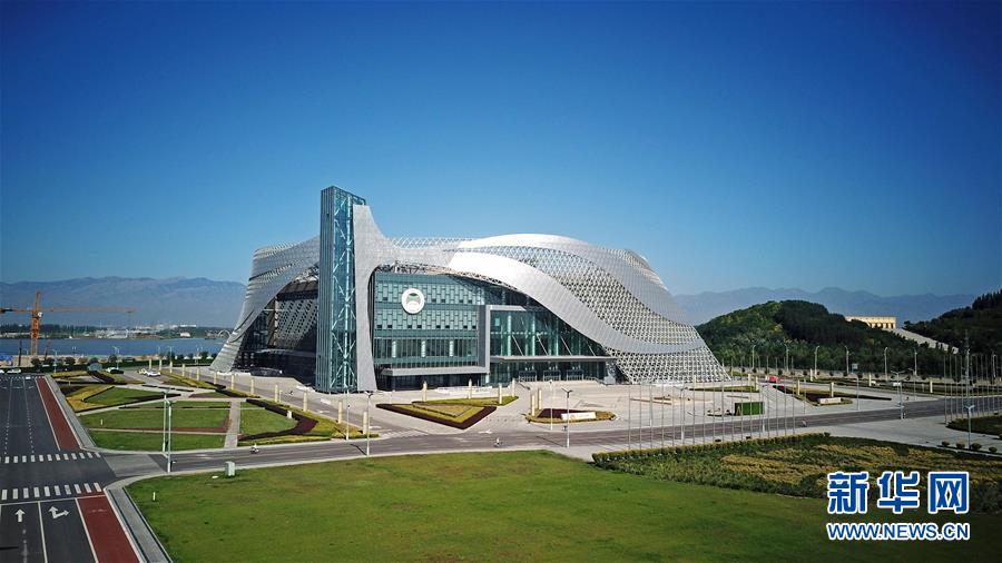 (新華全媒頭條·圖文互動(dòng))(3)舟舶繼路辟新天 商使交屬煥新顏——寫在第四屆中阿博覽會(huì)開幕之際