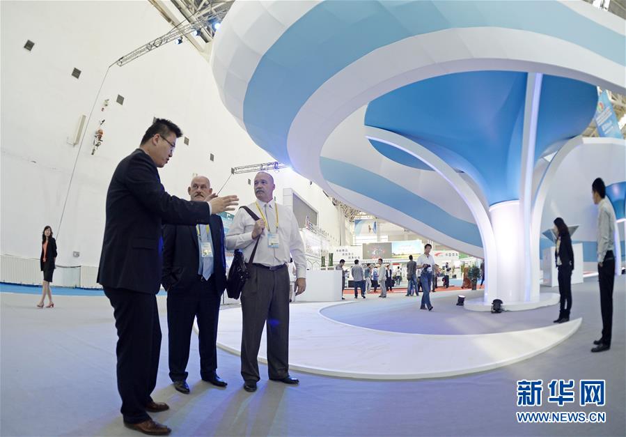 （新華全媒頭條&middot;圖文互動(dòng)）（13）舟舶繼路辟新天　商使交屬煥新顏&mdash;&mdash;寫在第四屆中阿博覽會開幕之際