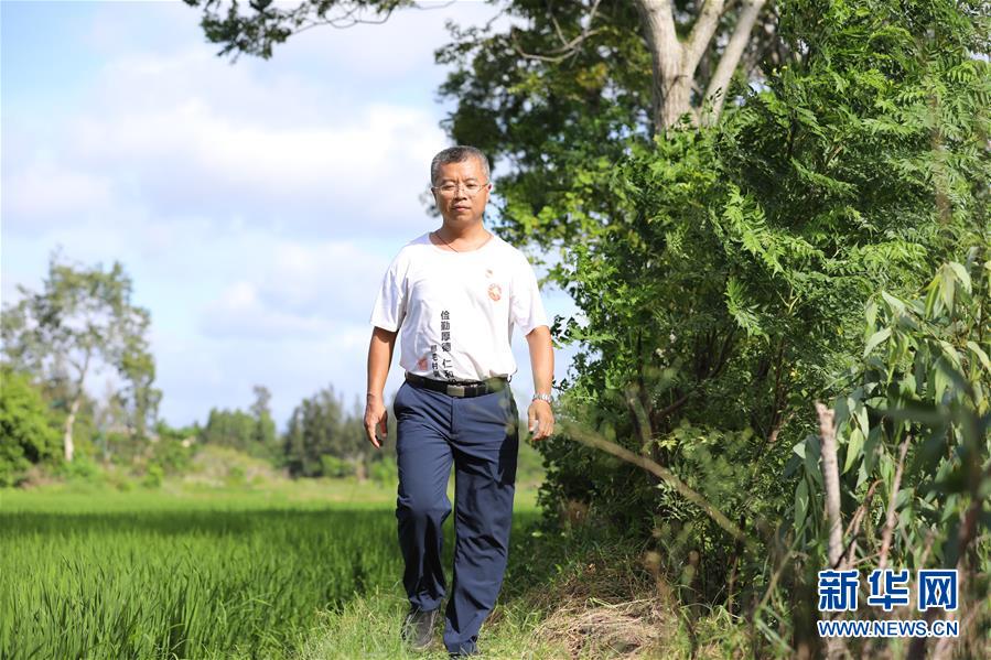 （不忘初心、牢記使命&middot;圖文互動(dòng)）（3）&ldquo;上天入地&rdquo;也要帶領(lǐng)鄉(xiāng)親脫貧&mdash;&mdash;記廣東那毛村駐村第一書記彭彬