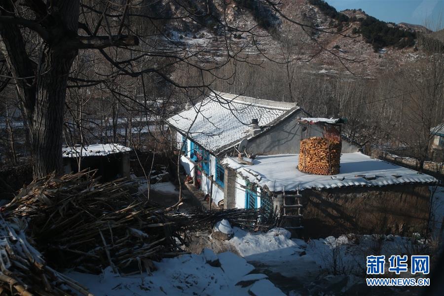 （集中連片特困地區(qū)貧困村調研行&middot;圖文互動）（1）只要有信心，黃土變成金&mdash;&mdash;河北阜平縣駱駝灣村和顧家臺村脫貧調查 