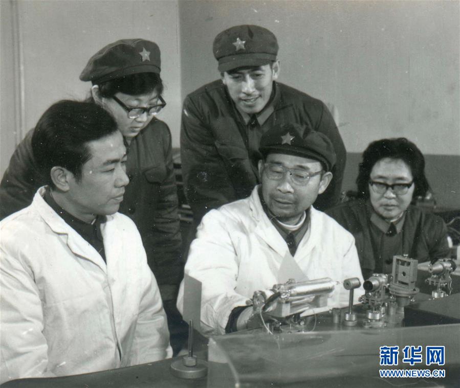 （愛國情 奮斗者&middot;圖文互動）（1）永不停轉(zhuǎn)的&ldquo;陀螺&rdquo;&mdash;&mdash;追記中國工程院院士、國防科技大學(xué)教授高伯龍