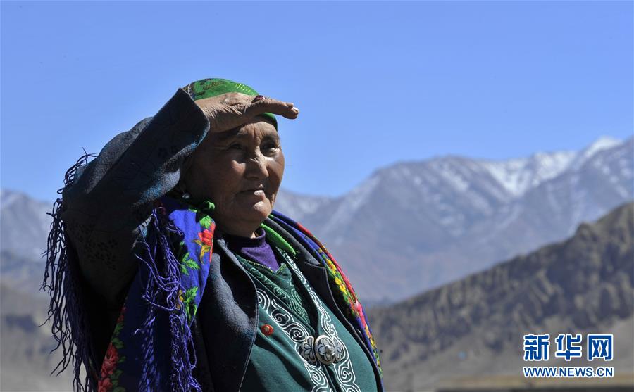 （壯麗70年&middot;奮斗新時代&mdash;&mdash;共和國榮光&middot;圖文互動）（2）中國，一生的守護&mdash;&mdash;記&ldquo;人民楷模&rdquo;國家榮譽稱號獲得者布茹瑪汗&middot;毛勒朵