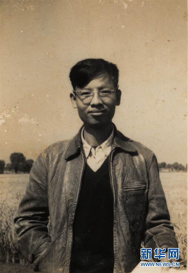 (新華全媒頭條·時(shí)代先鋒·圖文互動)(3)盧永根院士:赤誠抒寫“我和我的祖國”