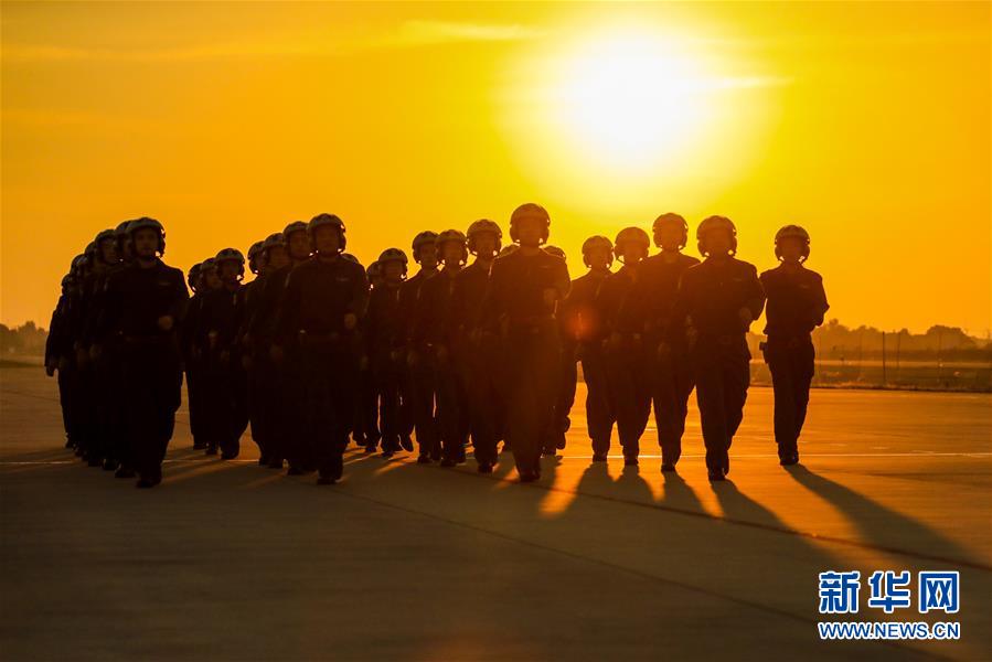 （圖文互動）（2）掠海巡天鑄鐵拳&mdash;&mdash;空軍&ldquo;模范轟炸機大隊&rdquo;履行新時代使命任務(wù)記事