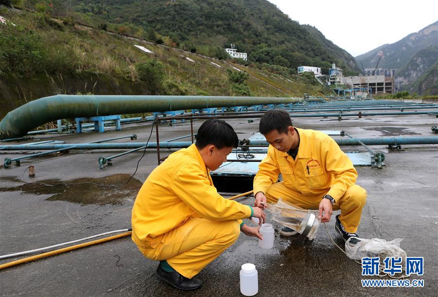 （四中全會精神在基層&middot;圖文互動）（5）烏江清，貴州興&mdash;&mdash;貴州第一大河烏江治污記