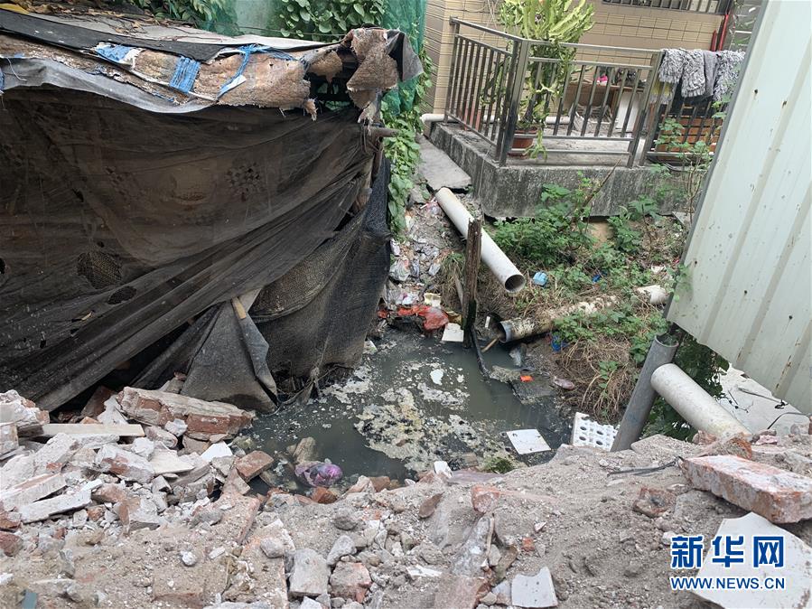 （圖文互動）（3）河長職責寫得明明白白，條條舉措無一落實&mdash;&mdash;國務院檢查組暗訪核查佛山一農(nóng)村河涌黑臭十余年無人管理