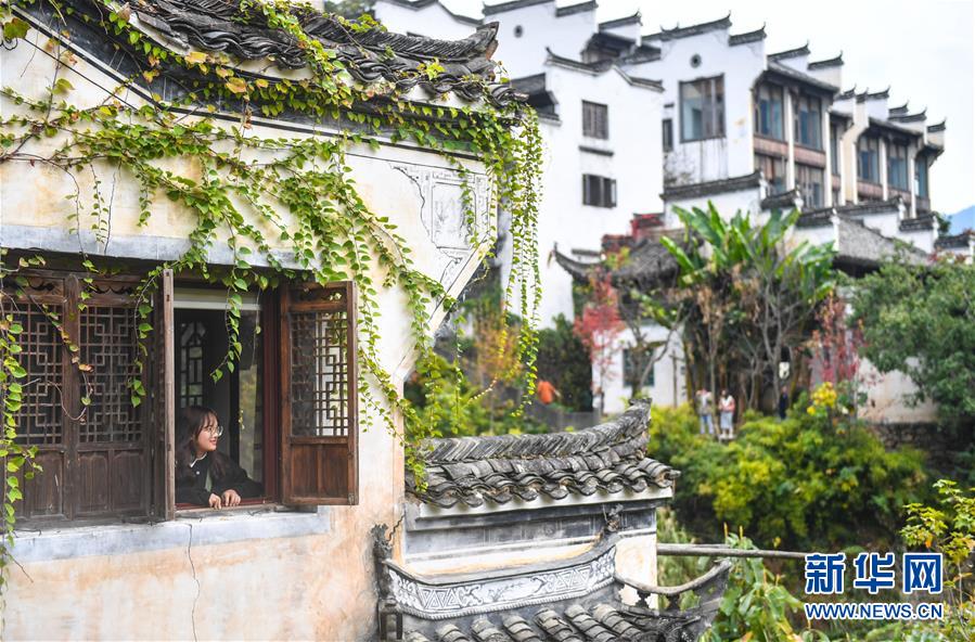 （圖文互動）（2）鄉(xiāng)村攝影師、鄉(xiāng)村&ldquo;模特&rdquo;、民宿店主&mdash;&mdash;鄉(xiāng)村旅游推動婺源農(nóng)民生活方式發(fā)生新變化