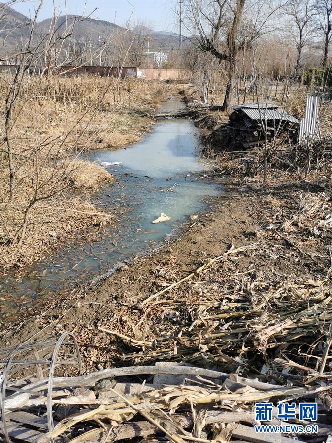 （新華調(diào)查&middot;國務(wù)院農(nóng)村人居環(huán)境大檢查&middot;圖文互動）（2）農(nóng)村生活污水何處去？&mdash;&mdash;農(nóng)村污水治理&ldquo;梗阻&rdquo;現(xiàn)象調(diào)查