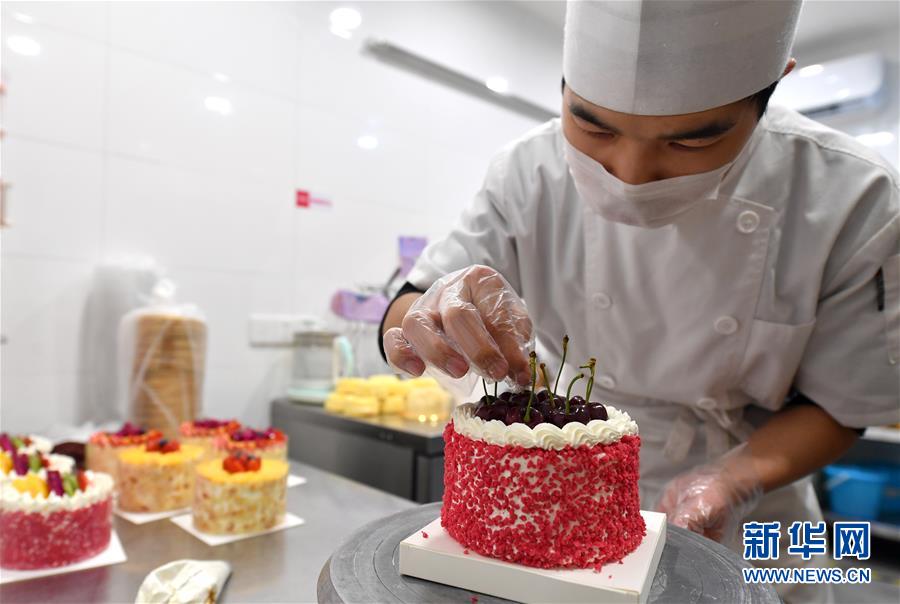 （新華全媒頭條&middot;圖文互動(dòng)）（3）一個(gè)內(nèi)陸大省的開(kāi)放朋友圈