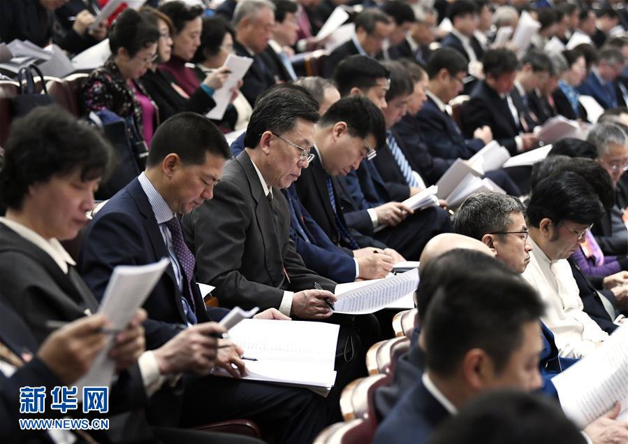 （兩會&middot;人大開幕&middot;XHDW）（17）十三屆全國人大二次會議在京開幕