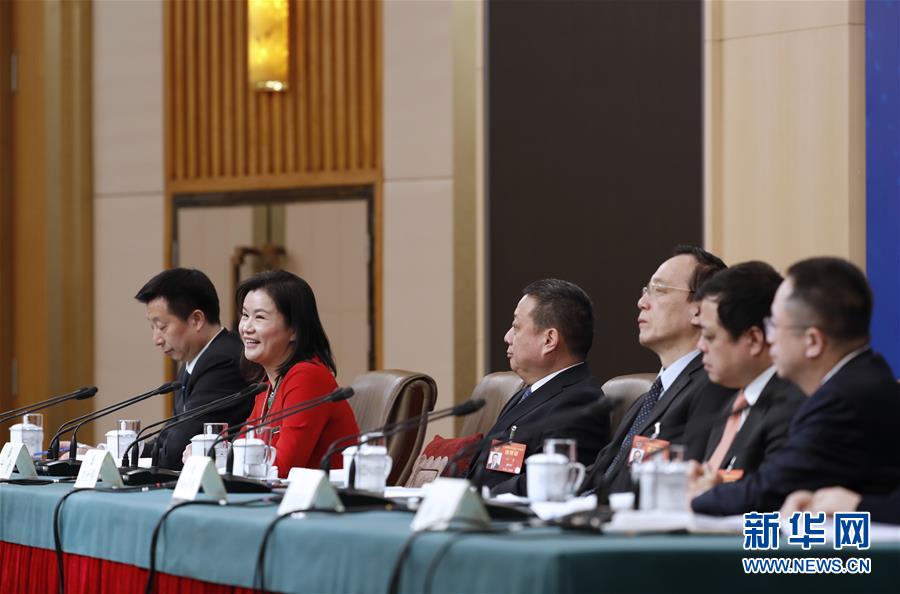 （兩會&middot;XHDW）（8）政協(xié)委員談優(yōu)化營商環(huán)境、促進民營經(jīng)濟高質(zhì)量發(fā)展