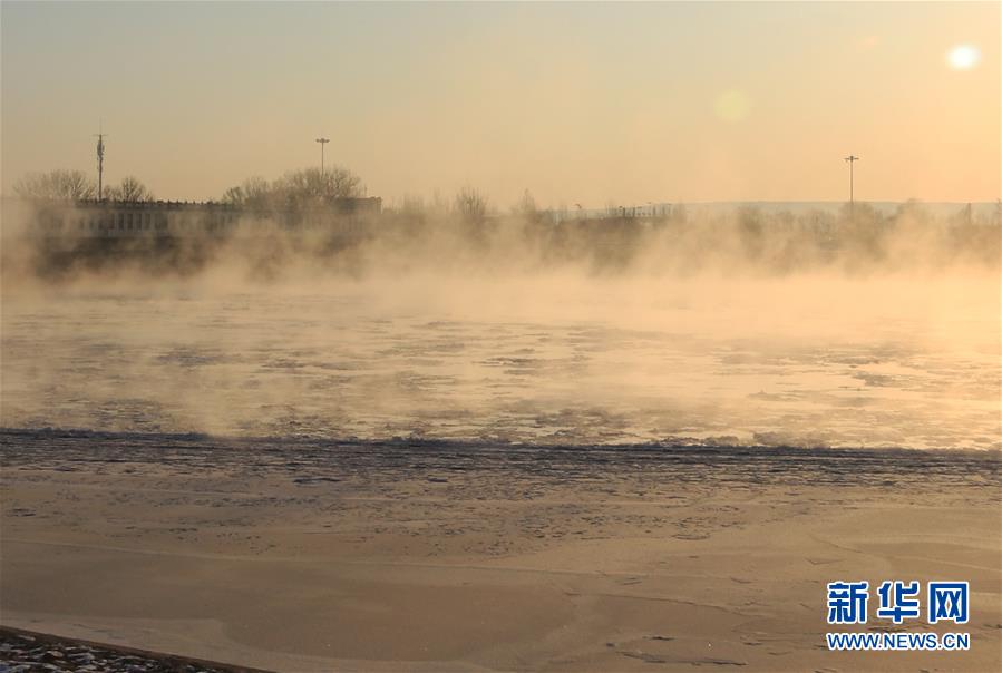 （環(huán)境）（3）黃河三盛公水利樞紐庫區(qū)出現(xiàn)&ldquo;水煮黃河&rdquo;景觀