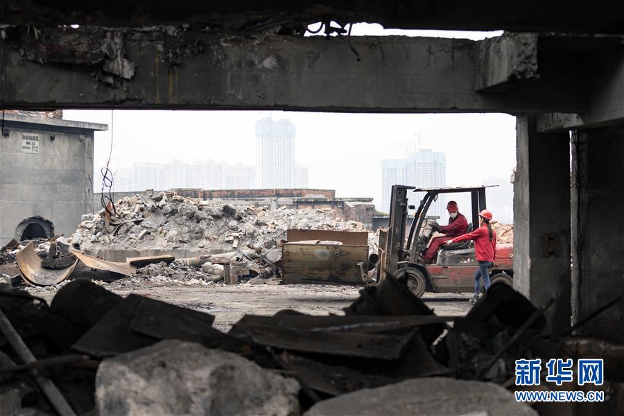 （新華全媒頭條&middot;圖文互動(dòng)）（7）深入推進(jìn)大保護(hù) 打造引領(lǐng)高質(zhì)量發(fā)展生力軍&mdash;&mdash;推動(dòng)長(zhǎng)江經(jīng)濟(jì)帶發(fā)展座談會(huì)召開四年間