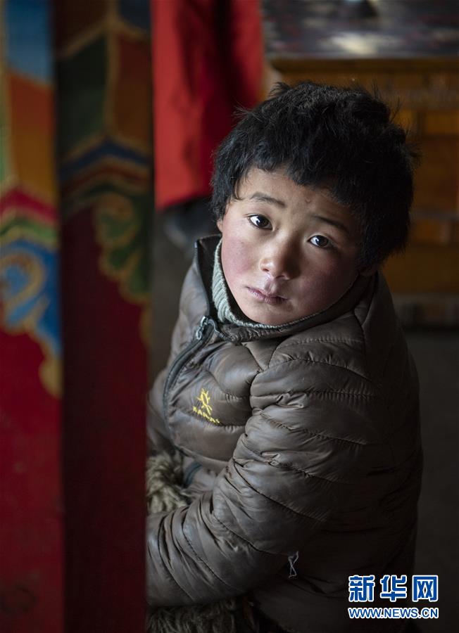 (新春走基層·圖文互動)(5)守土與鄉(xiāng)愁——走進珠峰腳下的村莊