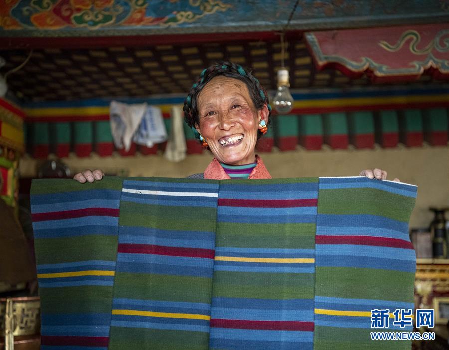 (新春走基層·圖文互動)(7)守土與鄉(xiāng)愁——走進珠峰腳下的村莊