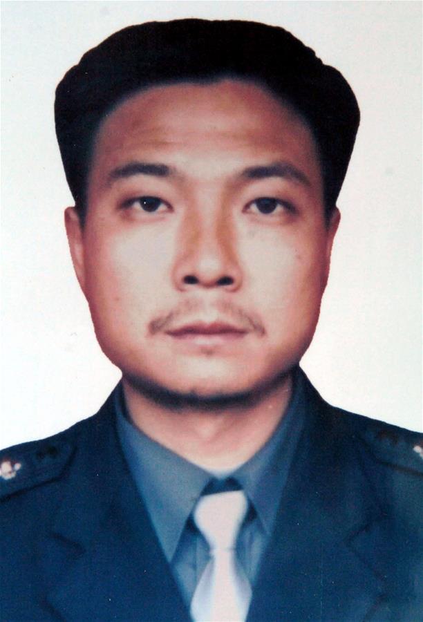 （為了民族復(fù)興&middot;英雄烈士譜&middot;圖文互動(dòng)）緝毒英雄吳光林：見(jiàn)危險(xiǎn)就上，見(jiàn)好處就讓