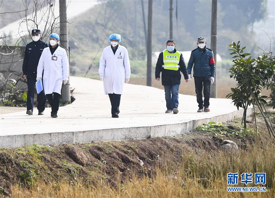 （聚焦疫情防控&middot;圖文互動）（5）&ldquo;排查越嚴密，群眾越安心&rdquo;&mdash;&mdash;重慶日均組織40多萬人有序排查疫情