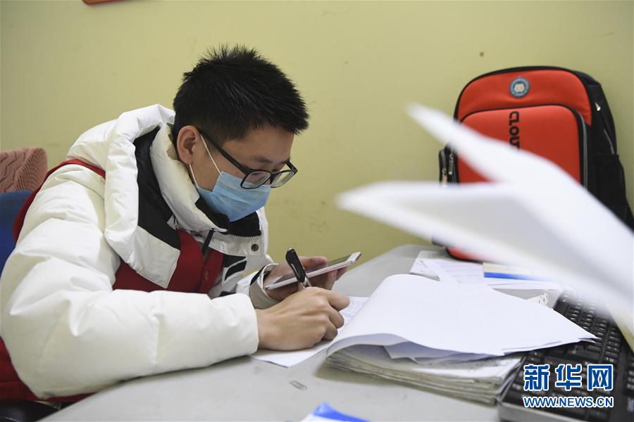 （聚焦疫情防控&middot;圖文互動）（6）&ldquo;排查越嚴密，群眾越安心&rdquo;&mdash;&mdash;重慶日均組織40多萬人有序排查疫情