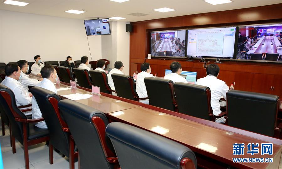 （聚焦疫情防控&middot;圖文互動(dòng)）（2）解放軍總醫(yī)院為火神山醫(yī)院患者開(kāi)展首次5G遠(yuǎn)程會(huì)診