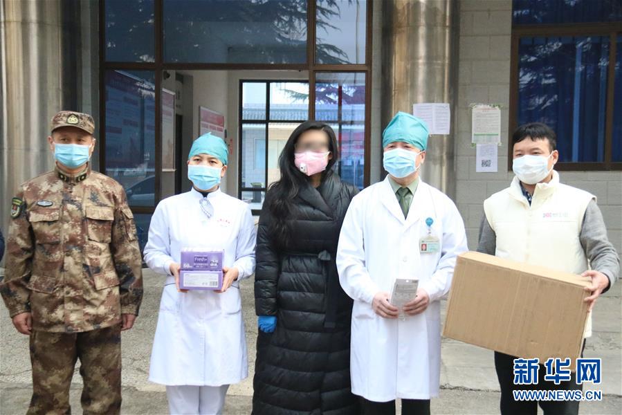 （聚焦疫情防控&middot;圖文互動）&ldquo;相信醫(yī)生，相信自己！&rdquo;&mdash;&mdash;駐京部隊醫(yī)院首例新冠肺炎康復患者的抗疫經(jīng)歷