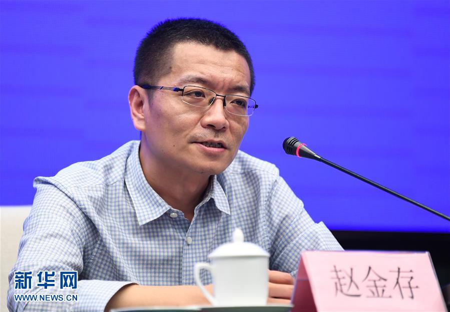 （聚焦疫情防控&middot;圖文互動）（2）鐘南山、李蘭娟院士團隊從新冠肺炎患者糞便中分離出病毒