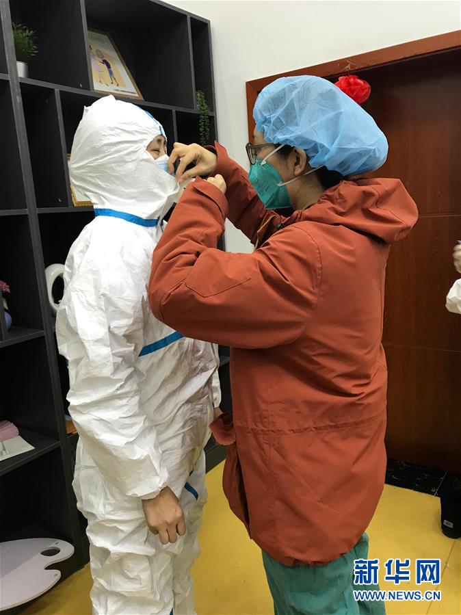 （聚焦疫情防控&middot;圖文互動(dòng)）（3）愛在&ldquo;疫&rdquo;起&mdash;&mdash;四對(duì)&ldquo;80后&rdquo;夫妻的&ldquo;逆行&rdquo;表白