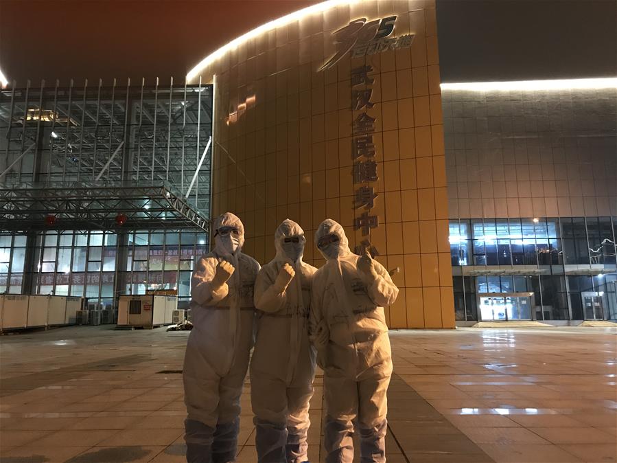 (一線抗疫群英譜·圖文互動(dòng))(4)5名“90后”一線醫(yī)護(hù)人員的戰(zhàn)“疫”