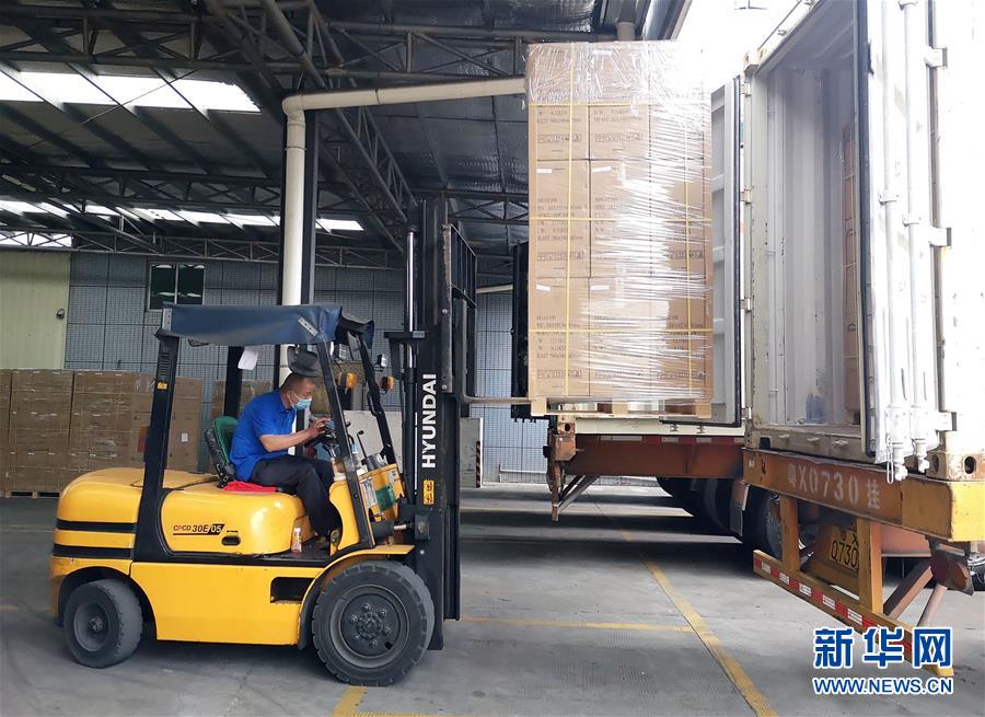 （抓好經(jīng)濟(jì)發(fā)展 應(yīng)對復(fù)雜局面&middot;圖文互動）（5）在&ldquo;家電之都&rdquo;順德看&ldquo;中國制造&rdquo;抗壓前行 