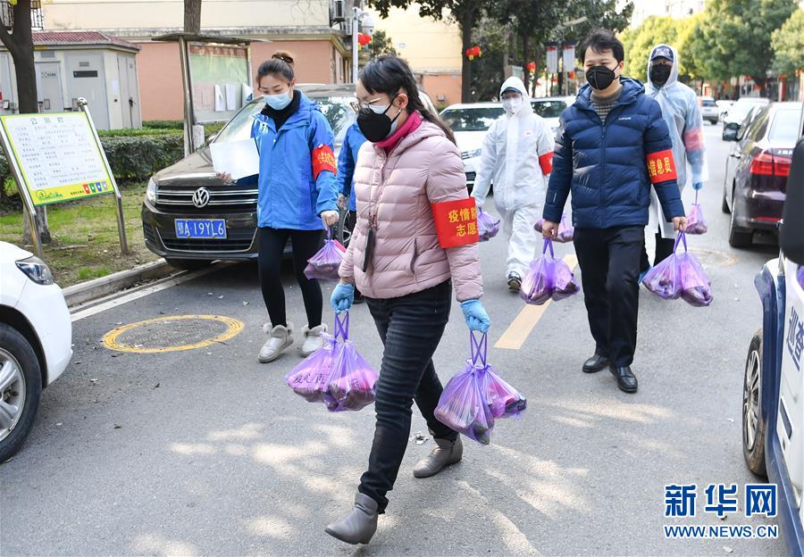 （在習近平新時代中國特色社會主義思想指引下&mdash;&mdash;新時代新作為新篇章&middot;習近平總書記關切事&middot;圖文互動）（4）不獲全勝不收兵&mdash;&mdash;決勝之地湖北戰(zhàn)&ldquo;疫&rdquo;進行時