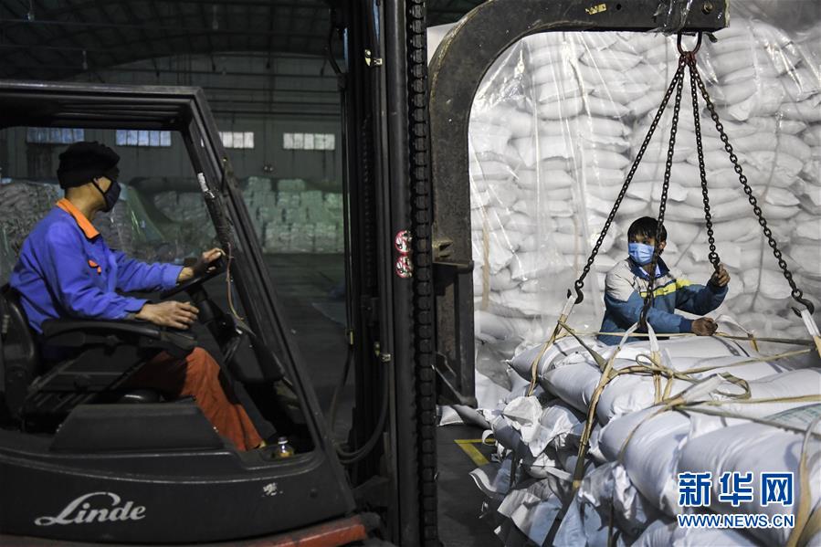 （圖文互動）（9）&ldquo;早一天復(fù)工，損失就少一點&rdquo;&mdash;&mdash;廣西以精準(zhǔn)防控推動復(fù)工復(fù)產(chǎn)一線見聞