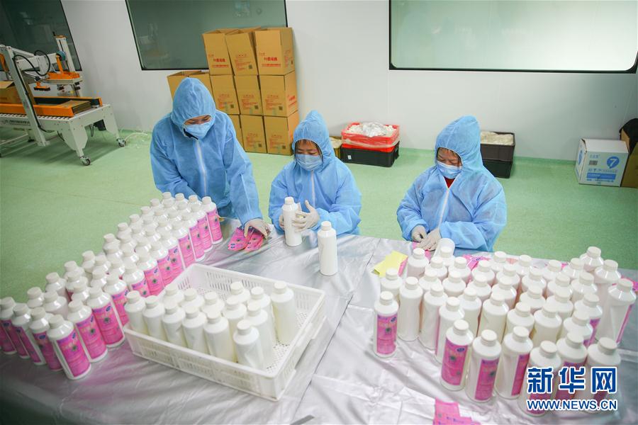 （新華全媒頭條&middot;圖文互動(dòng)）（11）分秒必爭，打好醫(yī)療物資保障戰(zhàn)！&mdash;&mdash;全國全力保障醫(yī)療物資供應(yīng)