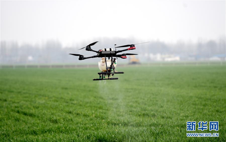 （在習近平新時代中國特色社會主義思想指引下&mdash;&mdash;新時代新作為新篇章&middot;習近平總書記關切事&middot;圖文互動）（1）為農(nóng)田注入硬核生產(chǎn)力&mdash;&mdash;一些地方春耕中農(nóng)業(yè)科技創(chuàng)新掃描