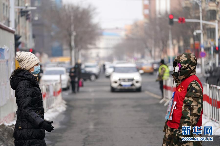 （習(xí)近平致敬的戰(zhàn)&ldquo;疫&rdquo;英雄&middot;志愿者篇&middot;圖文互動(dòng)）（12）他們，微光成炬照征程