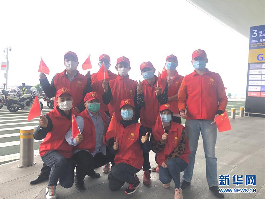 （新華全媒頭條&middot;習(xí)近平致敬的戰(zhàn)&ldquo;疫&rdquo;英雄&middot;武漢人民篇&middot;圖文互動）（10）壯哉，大武漢&mdash;&mdash;獻(xiàn)給英雄的武漢人民