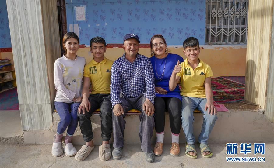 （決戰(zhàn)決勝脫貧攻堅(jiān)&middot;圖文互動(dòng)）（13）決戰(zhàn)昆侖&mdash;&mdash;新疆聚焦10個(gè)未摘帽縣展開深度貧困攻堅(jiān)戰(zhàn) 