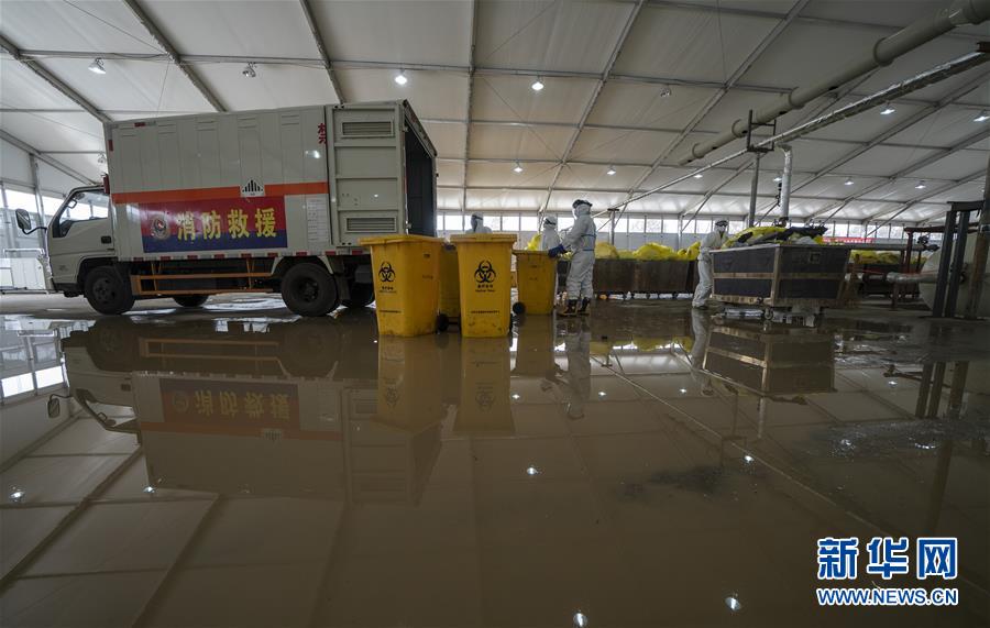 （聚焦疫情防控&middot;圖文互動）（1）&ldquo;隱蔽&rdquo;防線上的阻擊戰(zhàn)&mdash;&mdash;武漢醫(yī)療廢物處理從&ldquo;全線告急&rdquo;到&ldquo;日產日清&rdquo; 