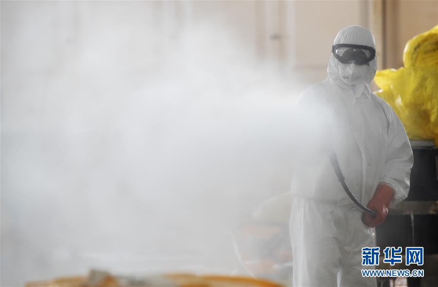 （聚焦疫情防控&middot;圖文互動）（6）&ldquo;隱蔽&rdquo;防線上的阻擊戰(zhàn)&mdash;&mdash;武漢醫(yī)療廢物處理從&ldquo;全線告急&rdquo;到&ldquo;日產日清&rdquo; 