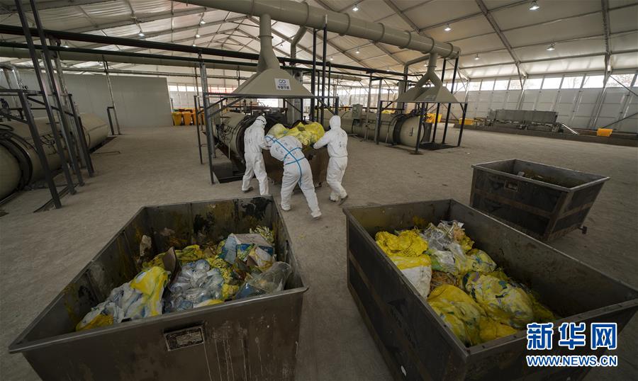 （聚焦疫情防控&middot;圖文互動）（7）&ldquo;隱蔽&rdquo;防線上的阻擊戰(zhàn)&mdash;&mdash;武漢醫(yī)療廢物處理從&ldquo;全線告急&rdquo;到&ldquo;日產日清&rdquo; 