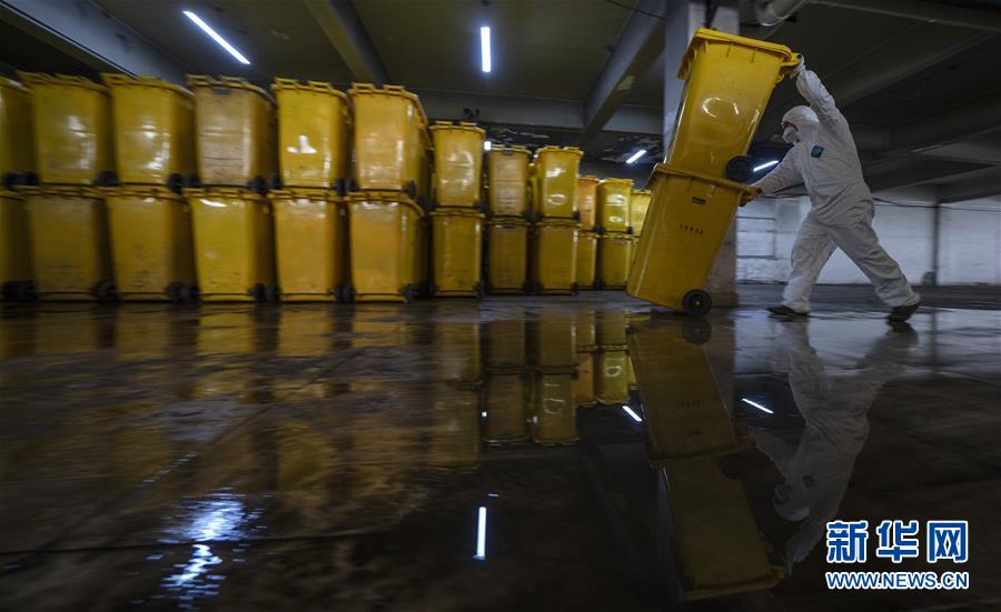 （聚焦疫情防控&middot;圖文互動）（12）&ldquo;隱蔽&rdquo;防線上的阻擊戰(zhàn)&mdash;&mdash;武漢醫(yī)療廢物處理從&ldquo;全線告急&rdquo;到&ldquo;日產日清&rdquo; 