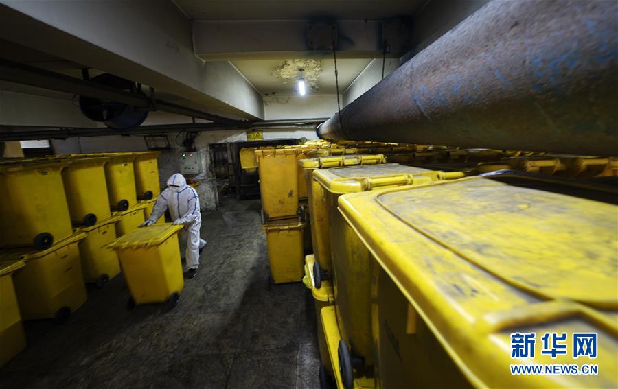 （聚焦疫情防控&middot;圖文互動）（18）&ldquo;隱蔽&rdquo;防線上的阻擊戰(zhàn)&mdash;&mdash;武漢醫(yī)療廢物處理從&ldquo;全線告急&rdquo;到&ldquo;日產日清&rdquo;