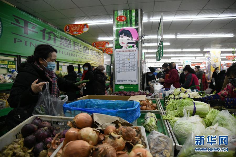 (在習近平新時代中國特色社會主義思想指引下——新時代新作為新篇章·習近平總書記關切事·圖文互動)(2)抗疫之下 保供無憂