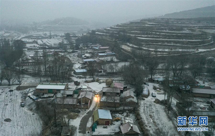 (新華全媒頭條·圖文互動)(3)春天里的5個“戰(zhàn)貧”瞬間——習(xí)近平總書記關(guān)于脫貧攻堅決策部署指引攻克最后的深貧堡壘