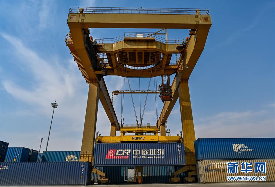 （新華全媒頭條&middot;圖文互動(dòng)）（14）邊城戰(zhàn)&ldquo;疫&rdquo;&mdash;&mdash;綏芬河、滿(mǎn)洲里境外輸入疫情防控紀(jì)實(shí)